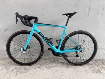 Used BMC Teammachine SLR 01 FOUR 2024 2024 Road & Gravel — image 2 of 9