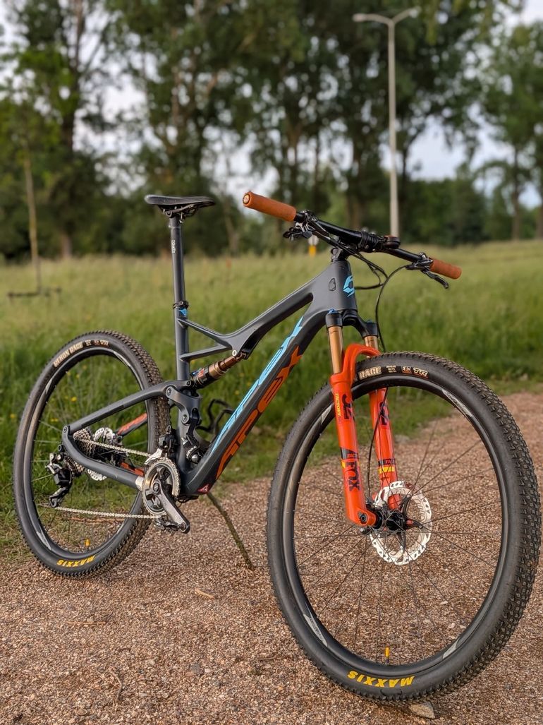 Used Apex Apex Custom Shimano XTR 2018 Mountainbike, Blue — image 5 of 10