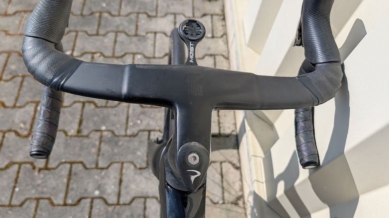 Used Pinarello DOGMA F RED ETAP AXS Disc 2023 2023 Road & Gravel, Black — image 6 of 14