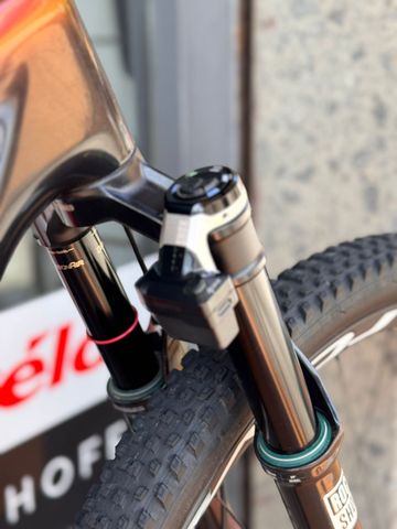 Specialized Epic SRAM XX 2025 Mountainbike usato, Rosso — immagine 4 di 9