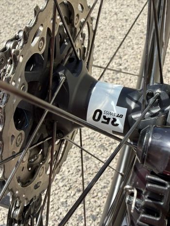 Used Specialized Specialized Tarmac SL8 Ultegra Di2 Taglia 58 | 2024 2024 Road & Gravel, Red — image 24 of 26