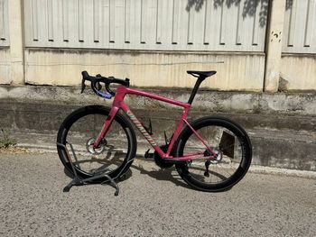 Used Specialized Specialized Tarmac SL8 Ultegra Di2 Taglia 58 | 2024 2024 Road & Gravel, Red — image 2 of 26