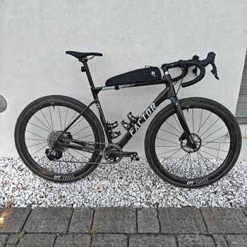 Used Factor Factor Custom SRAM Rival eTap AXS 2022 Road & Gravel, Black — image 2 of 3