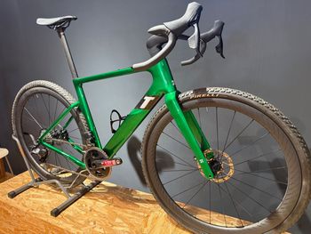 Used 3T Racemax ITALIA Sram Rival/Force 2024 2024 Road & Gravel, Green — image 2 of 9