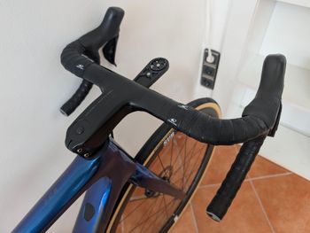 Used Giant TCR Advanced Pro 0 Disc 2021 2021 Road & Gravel, Blue — image 4 of 8