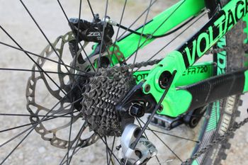 Used Scott Voltage FR 720 2017 2017 Mountainbike, Grün, 27.5 — image 7 of 13