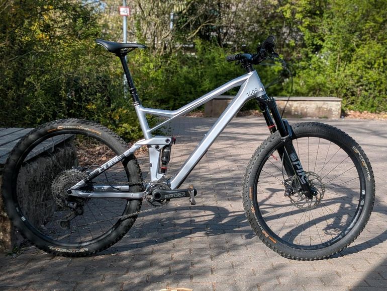 Used CUBE Cube Stereo 140 HPC SL 2023 Mountainbike, Light Gray — image 1 of 26