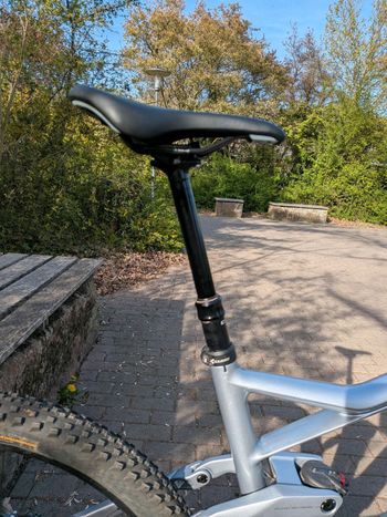 Used CUBE Cube Stereo 140 HPC SL 2023 Mountainbike, Light Gray — image 7 of 26