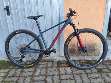 Tweedehands Orbea ALMA H30 2022 2022 MTB