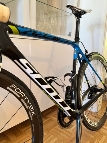 Used Scott Addict Shimano Dura Ace Di2 2015 Road & Gravel, Blau — image 21 of 41