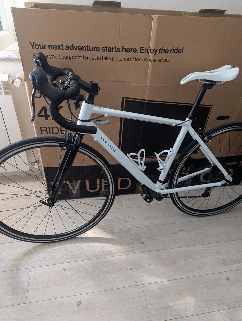 Used Van rysel Edr Microshift 2025 Road & Gravel, Weiß — image 2 of 41