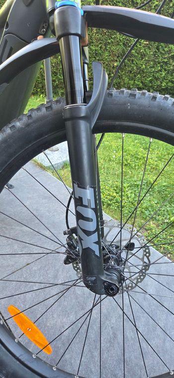 Used CUBE REACTION HYBRID SLT 500 27.5 2018 2018 Mountainbike, Light Gray, 27.5 — image 5 of 11