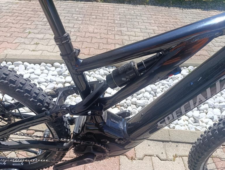 Used Specialized Turbo Levo 3 Comp Alloy 2024 2024 Mountainbike, Nero — image 5 of 7