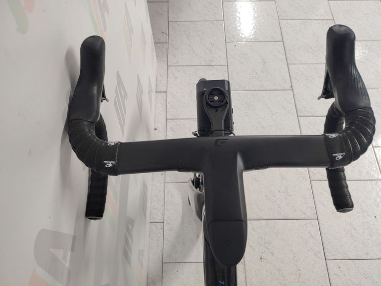 Used Giant Propel Advanced SL 0 2023 2023 Road & Gravel — image 6 of 10