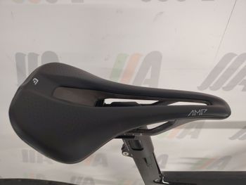 Used Giant Propel Advanced SL 0 2023 2023 Road & Gravel — image 8 of 10
