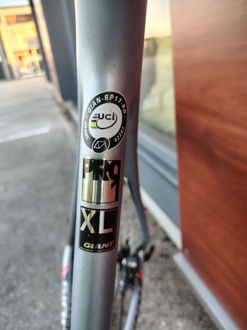 Used Giant GIANT TCR ADVANCED PRO 1 2019 Road & Gravel, Light Gray — image 4 of 6