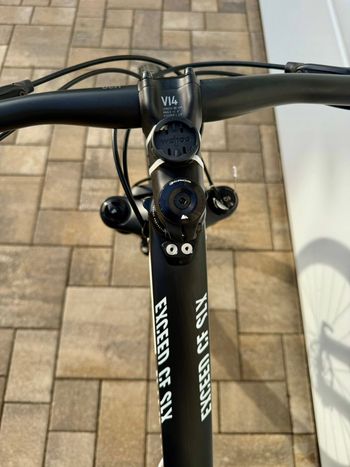 Used Canyon Exceed CF SLX 9.0 Pro Race 2019 2019 Mountainbike, Black, 29 — image 5 of 8