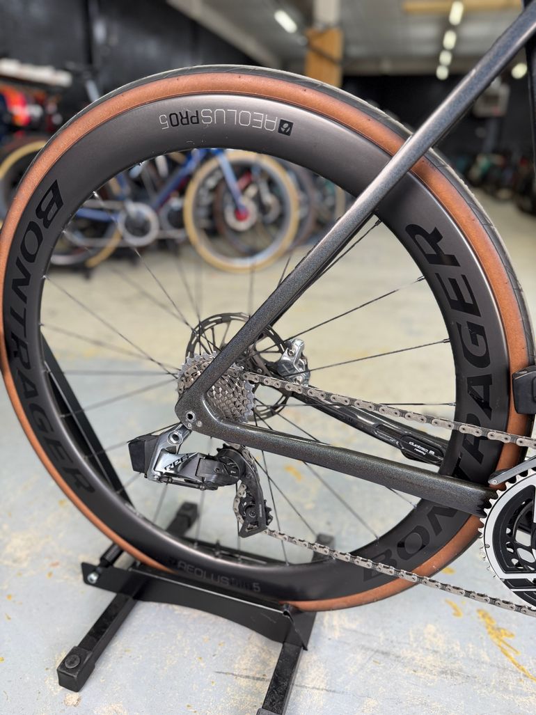 Used Trek Emonda SLR ETap Red Carbon 2024 Road & Gravel, Black — image 9 of 24