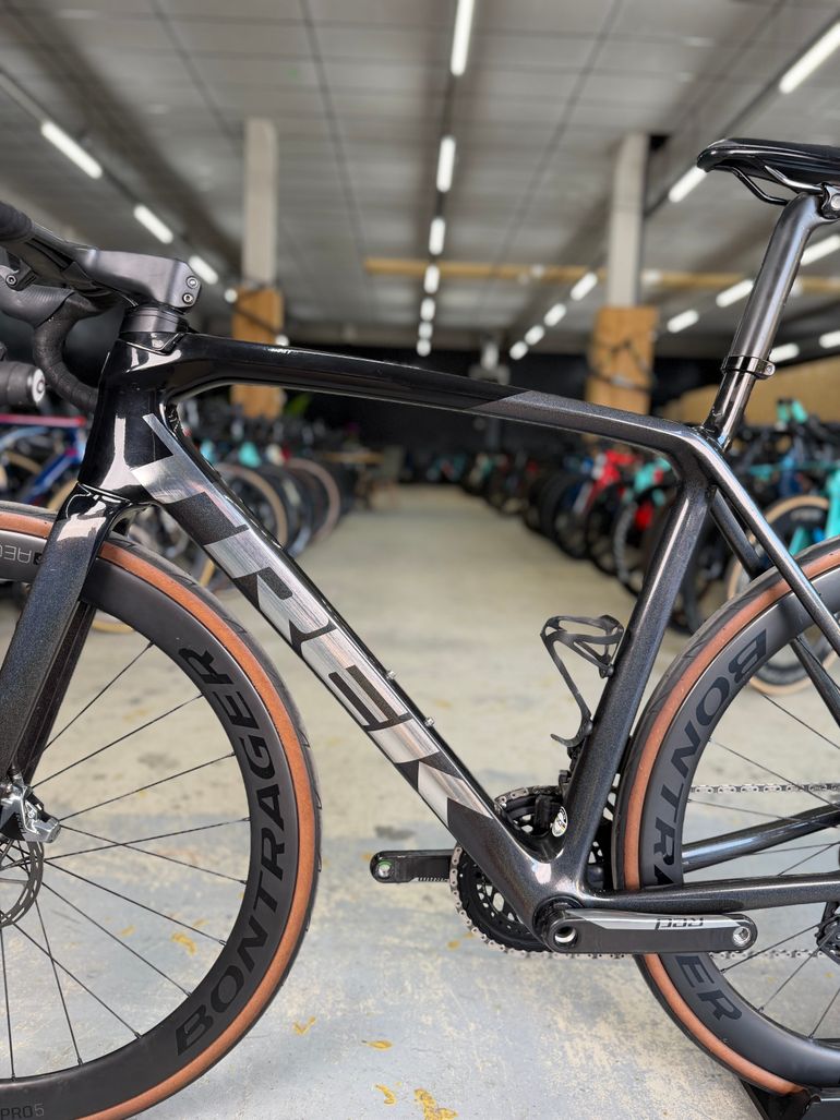 Used Trek Emonda SLR ETap Red Carbon 2024 Road & Gravel, Black — image 23 of 24