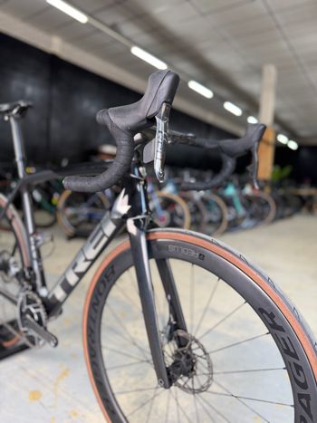 Used Trek Emonda SLR ETap Red Carbon 2024 Road & Gravel, Black — image 4 of 24