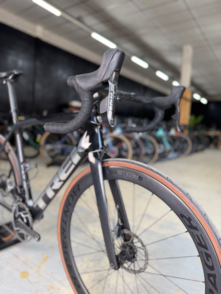 Used Trek Emonda SLR ETap Red Carbon 2024 Road & Gravel, Black — image 4 of 24