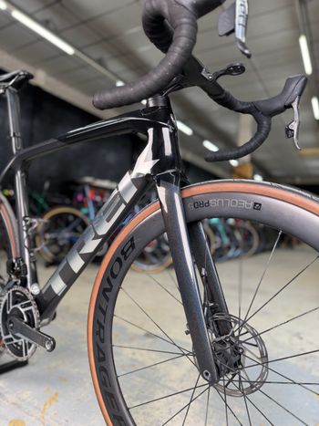 Used Trek Emonda SLR ETap Red Carbon 2024 Road & Gravel, Black — image 5 of 24