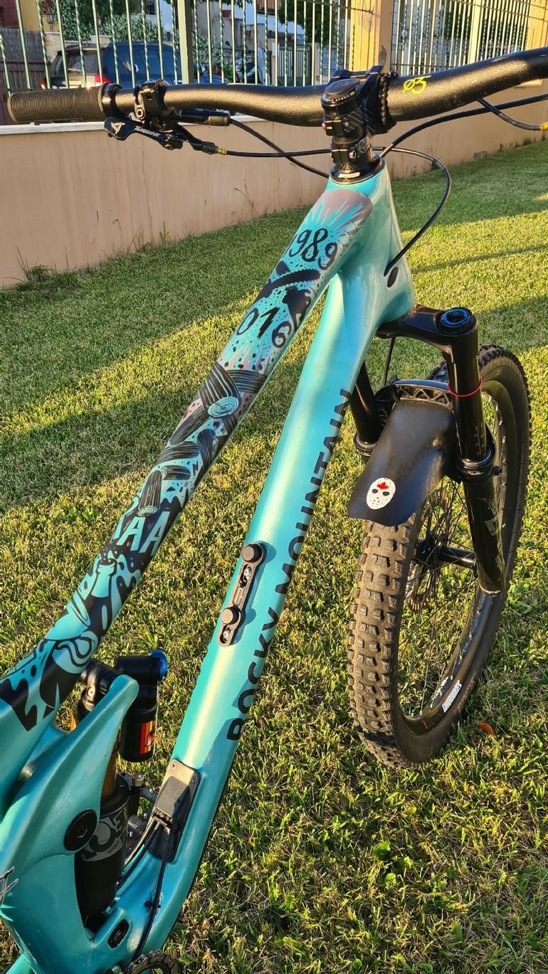 Used Rocky Mountain Slayer Carbon 50 2018 2018 Mountainbike, Blue, 27.5, 26 — image 10 of 15