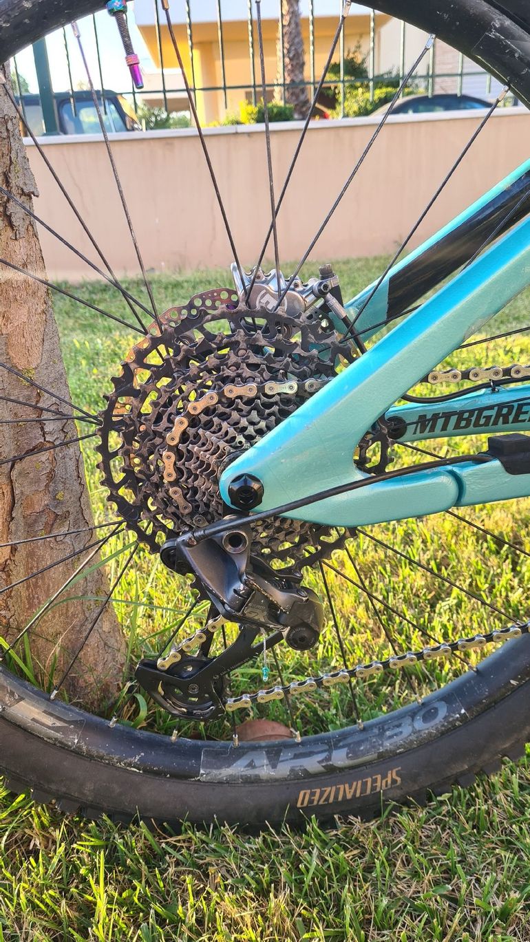 Used Rocky Mountain Slayer Carbon 50 2018 2018 Mountainbike, Blue, 27.5, 26 — image 9 of 15