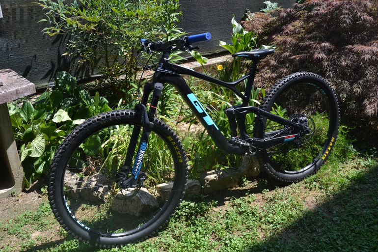 Used GT Sensor Carbon Elite 2019 2019 Mountainbike, Black, 29 — image 5 of 16