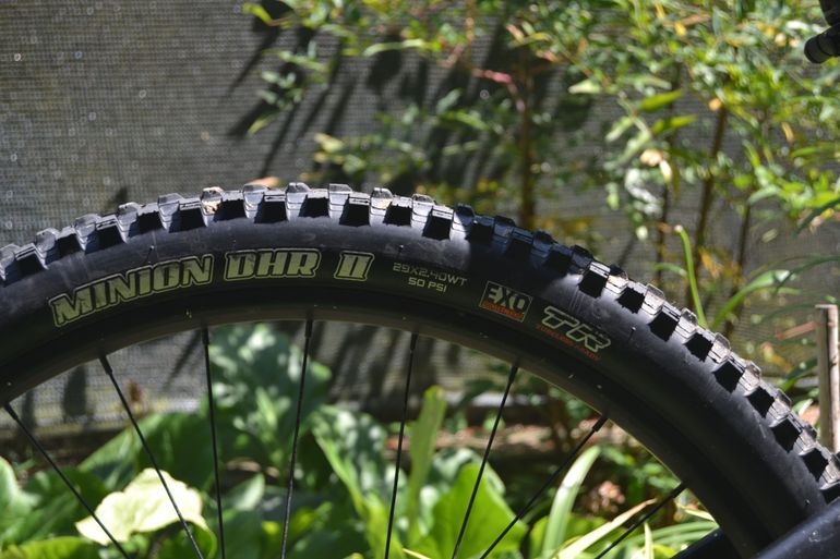 Used GT Sensor Carbon Elite 2019 2019 Mountainbike, Black, 29 — image 12 of 16