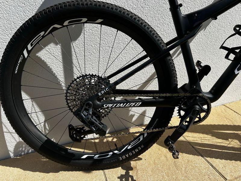 Brugt Specialized Epic World Cup Expert 2024 2024 Mountainbike — billede 2 af 4