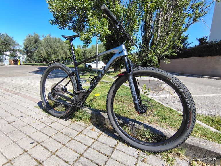 Used Giant XTC Advanced 29 1.5 2022 2022 Mountainbike, Light Gray, 29 — image 5 of 5