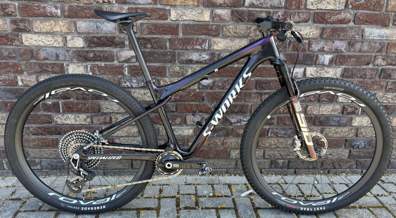 Used Specialized S-Works Epic World Cup - SRAM XX AXS, RockShox Ultimate 2025 2025 Mountainbike, Red, 29 — image 1 of 7