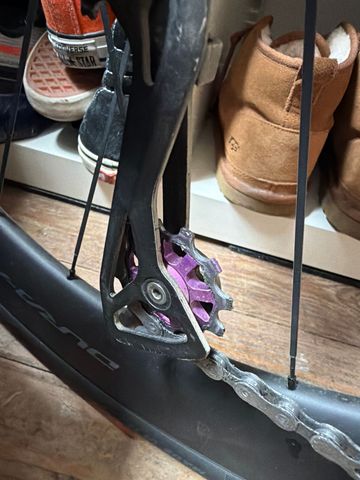 Bianchi Oltre Shimano 105 2023 Road & Gravel de segunda mano, Gris claro — imagen 8 de 11