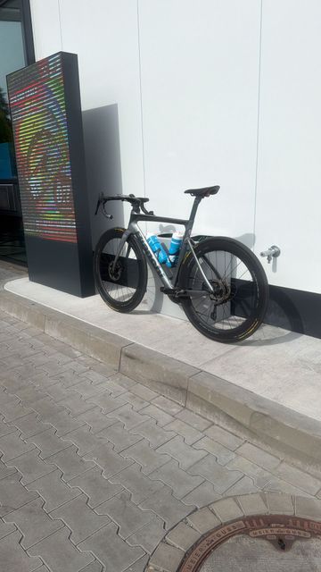Bianchi Oltre Shimano 105 2023 Road & Gravel de segunda mano, Gris claro — imagen 2 de 11
