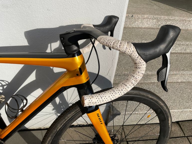 Used Scott Addict Gravel 10 2020 2020 Road & Gravel, Orange — image 5 of 8