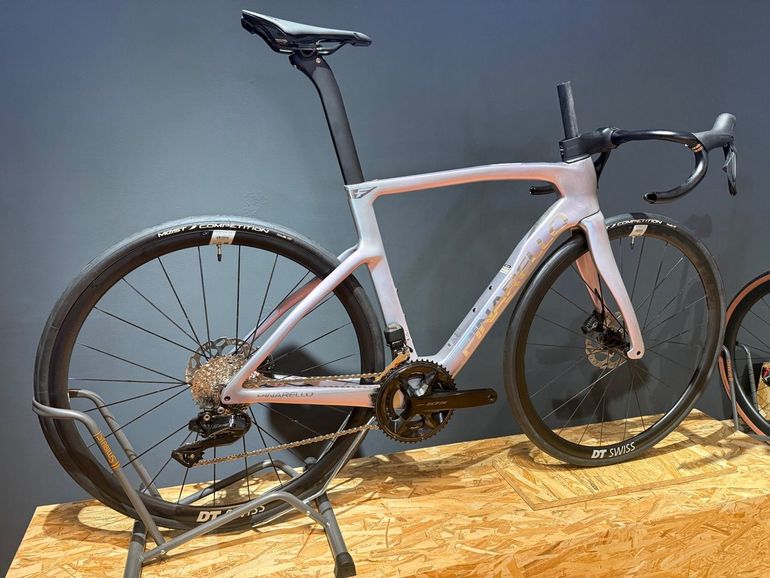 Used Pinarello F3 105 Di2 2026 2026 Road & Gravel — image 2 of 8
