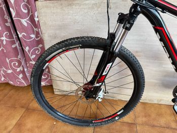 Used Trek Marlin 2013 2013 Mountainbike, Black, 27.5 — image 4 of 10