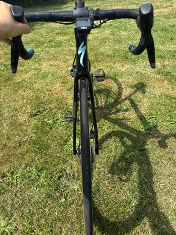 Used Specialized Tarmac SL8 Expert - SRAM Rival AXS 2024 2024 Road & Gravel, Black — image 2 of 5