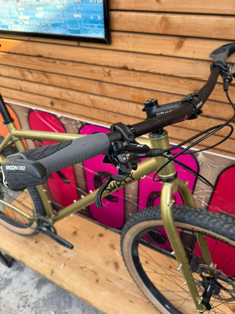 Used Surly Karate Monkey 2025 2025 Mountainbike, Orange, 27.5 — image 5 of 12