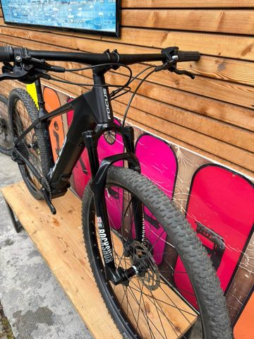 Used Focus RAVEN² 9.7 2022 2022 Mountainbike, Black, 29 — image 2 of 12