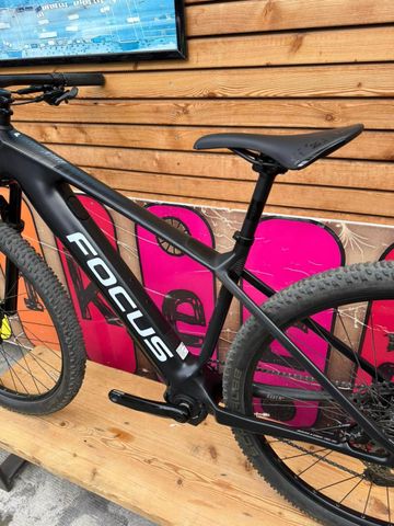 Used Focus RAVEN² 9.7 2022 2022 Mountainbike, Black, 29 — image 4 of 12