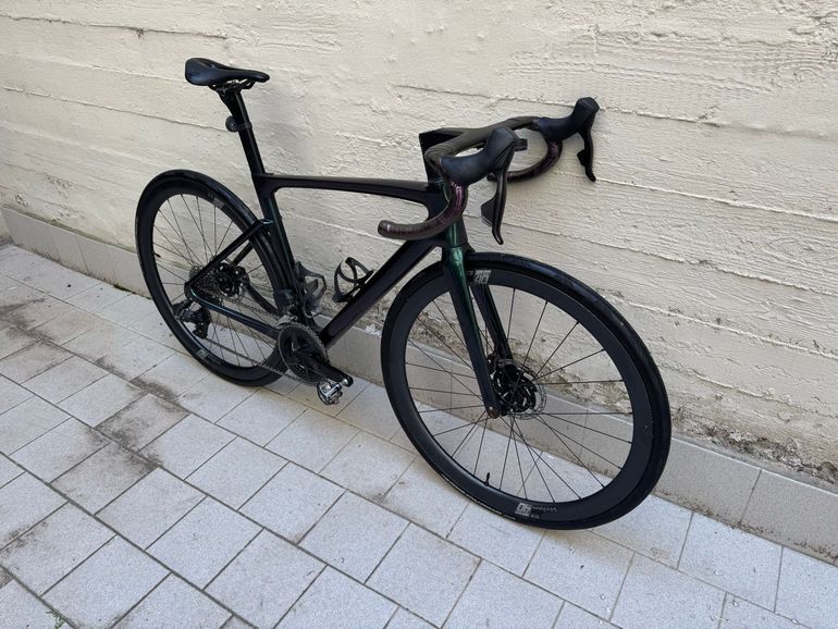 Used Velobuild Velobuild Custom SRAM Rival eTap AXS 2025 Road & Gravel, Green — image 3 of 21