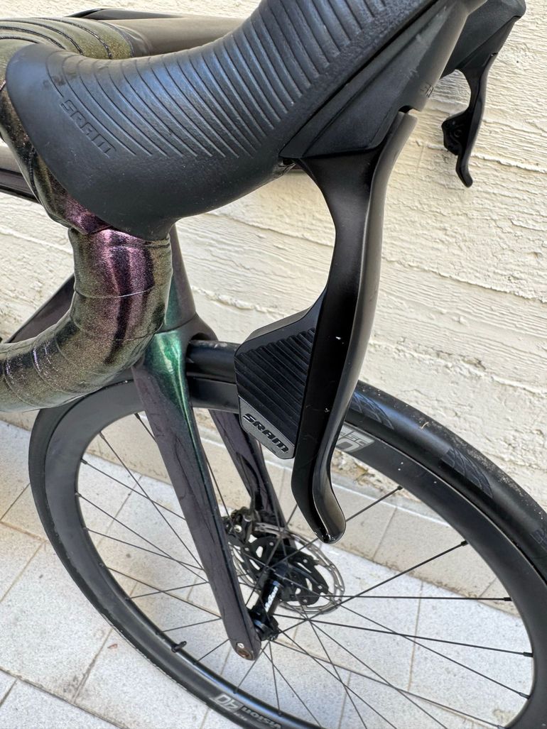 Used Velobuild Velobuild Custom SRAM Rival eTap AXS 2025 Road & Gravel, Green — image 14 of 21