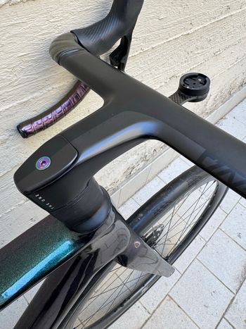 Used Velobuild Velobuild Custom SRAM Rival eTap AXS 2025 Road & Gravel, Green — image 15 of 21