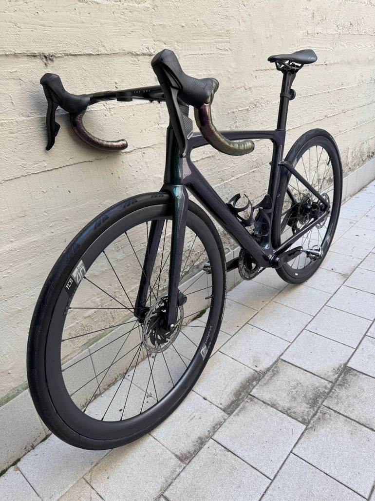 Used Velobuild Velobuild Custom SRAM Rival eTap AXS 2025 Road & Gravel, Green — image 5 of 21