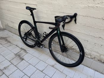 Used Velobuild Velobuild Custom SRAM Rival eTap AXS 2025 Road & Gravel, Green — image 7 of 21