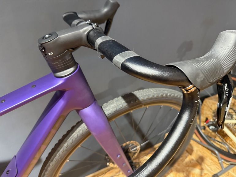 Used Mondraker Arid Carbon S 2026 2026 Road & Gravel, Purple — image 6 of 8