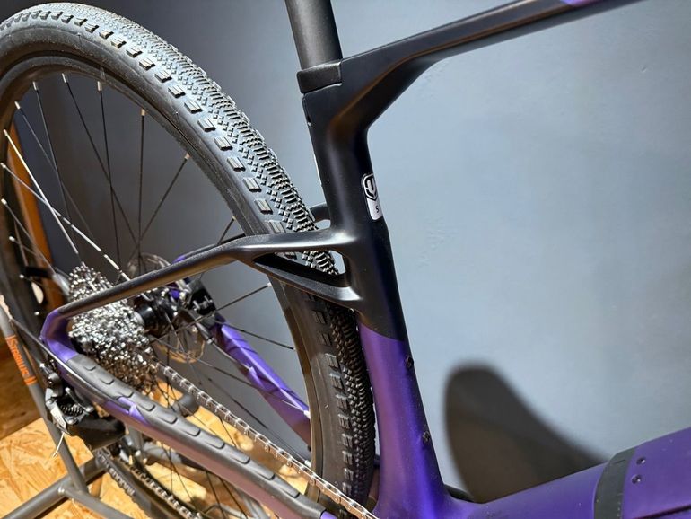 Used Mondraker Arid Carbon S 2026 2026 Road & Gravel, Purple — image 4 of 8
