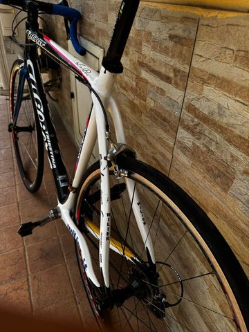Wilier Custom Shimano Dura Ace 2011 Road & Gravel usato, Bianco — immagine 10 di 20